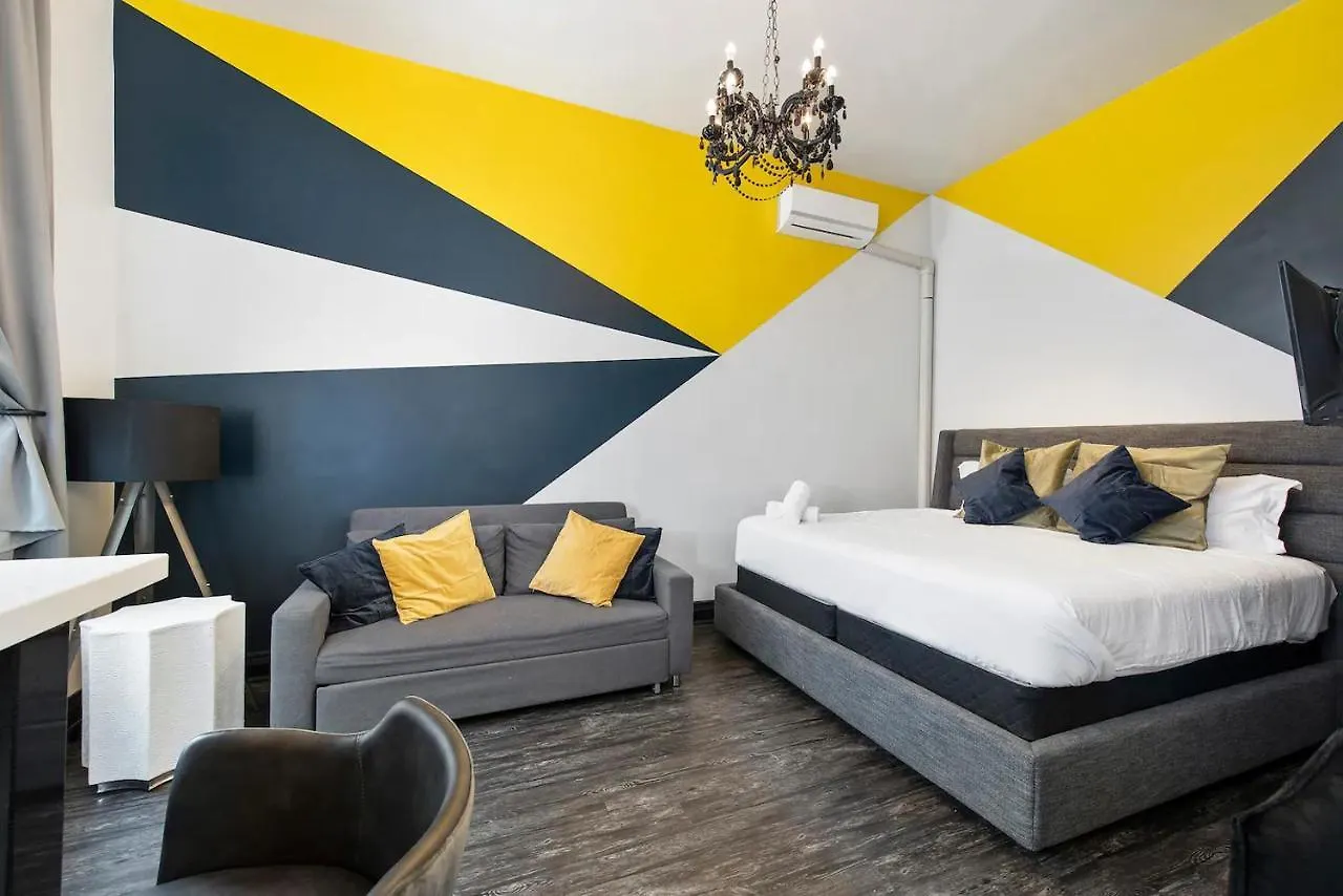Hotel Queen Street Lofts Toronto