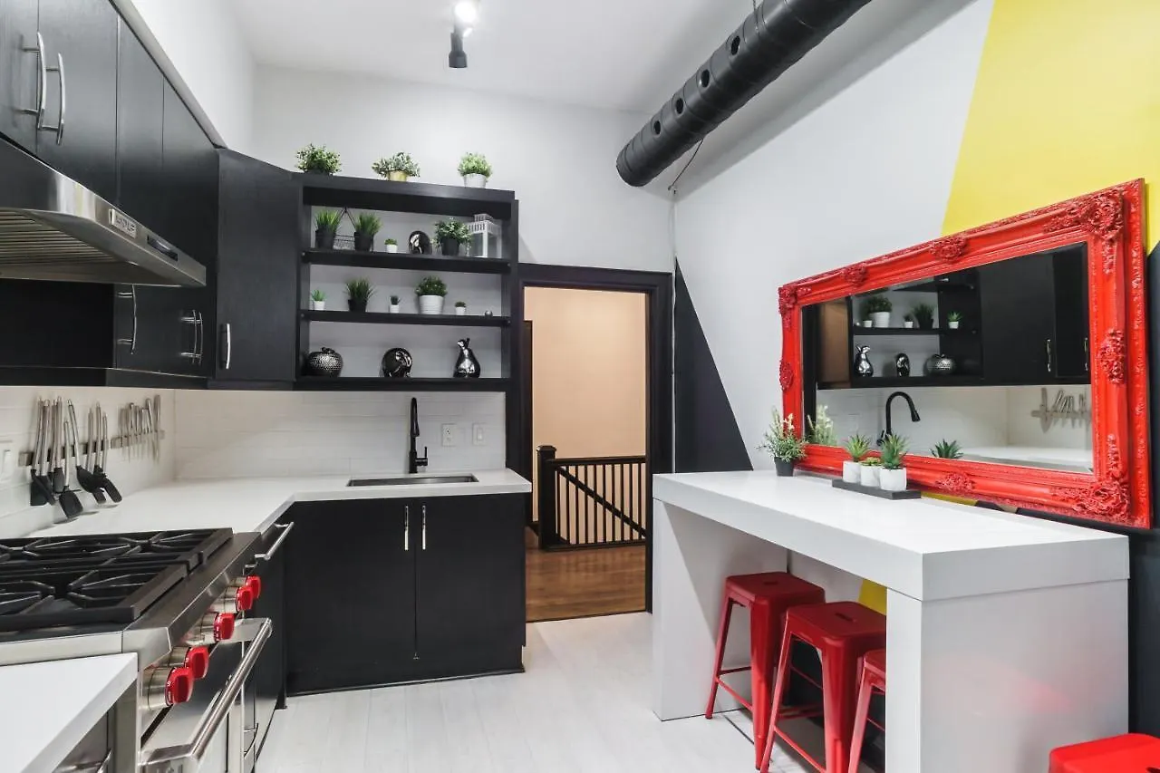 Queen Street Lofts Toronto Hotel